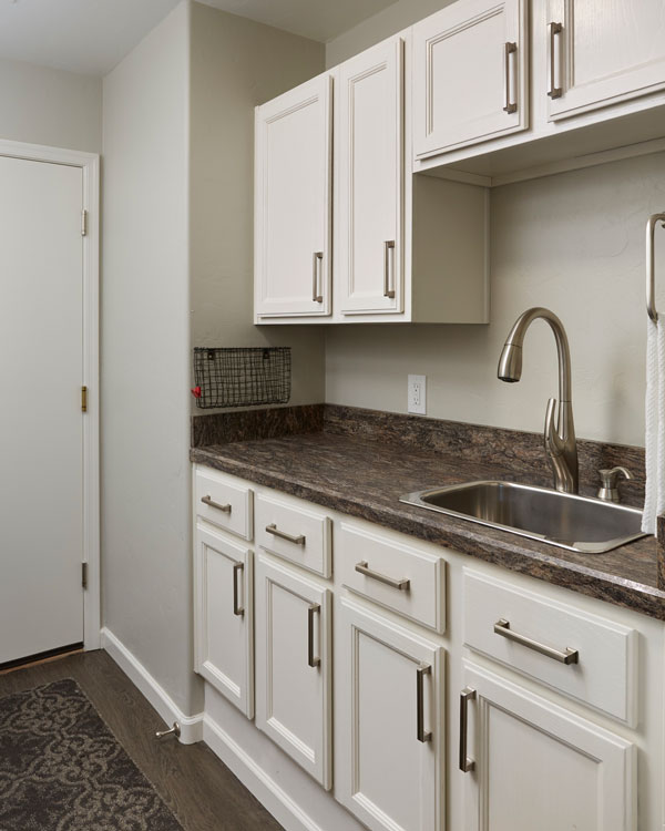 White kitchen cabinets.